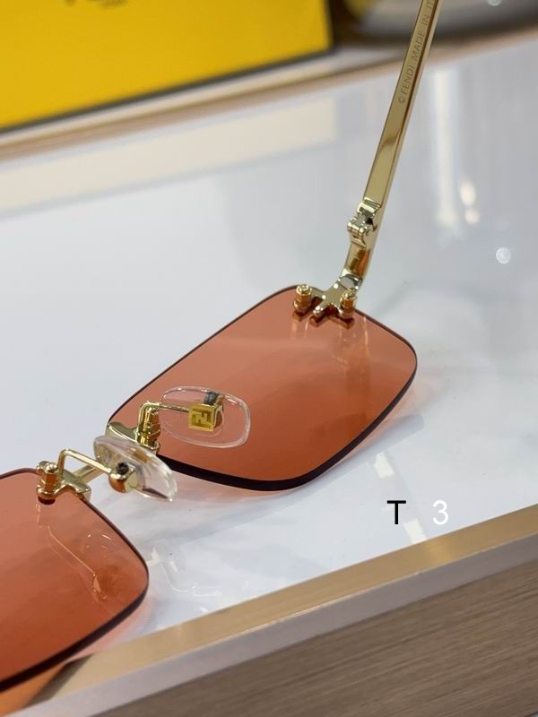 Fendi FE4172US 58 18-140 c06