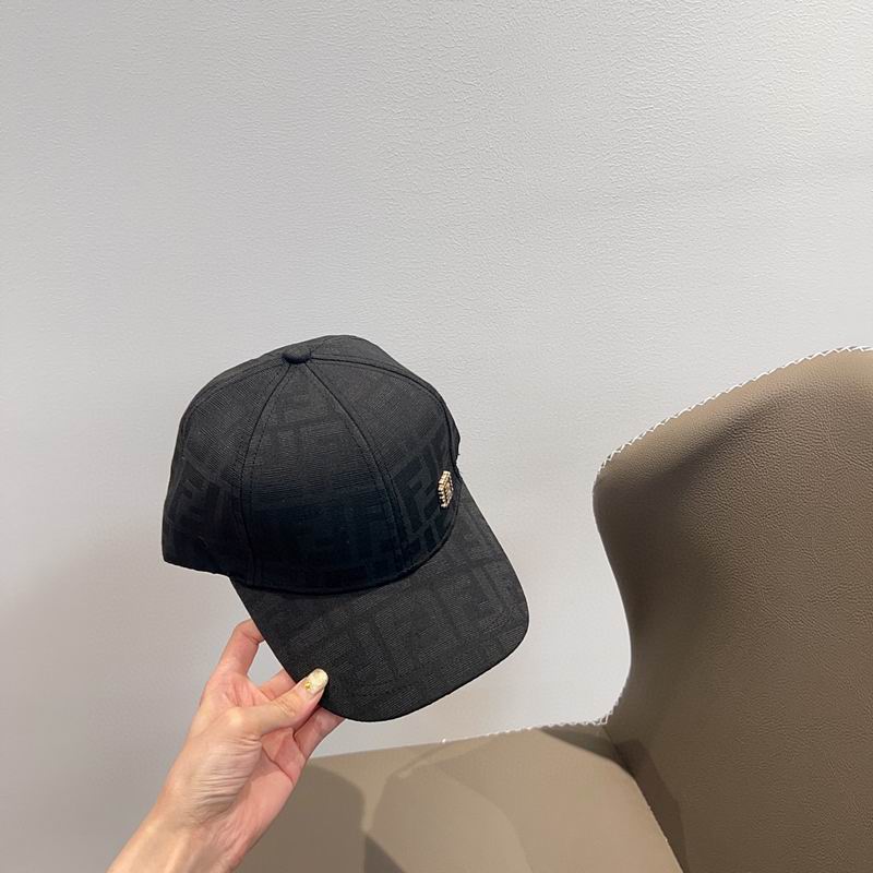 Fendi cap (140)
