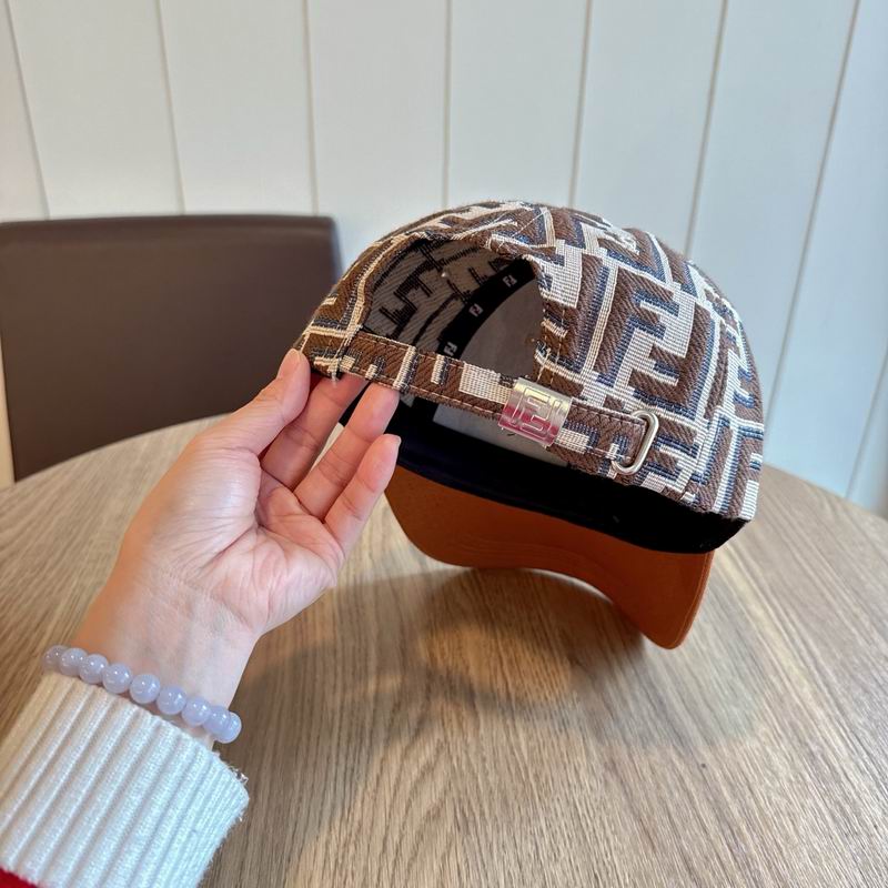 Fendi cap (37)
