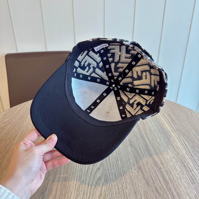 Fendi cap (47)