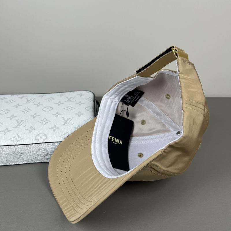 Fendi cap dx (12)