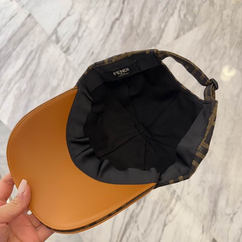 Fendi cap dx (19)