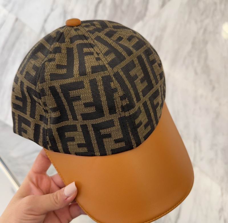 Fendi cap dx (21)