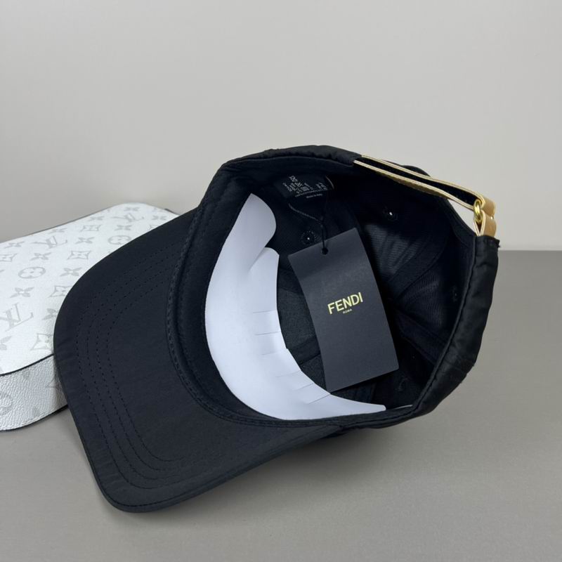 Fendi cap dx (22)