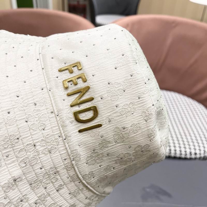 Fendi hat (16)