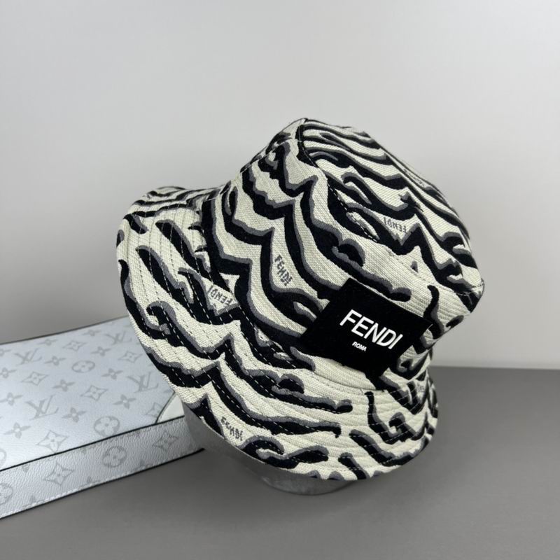 Fendi hat dx (17)