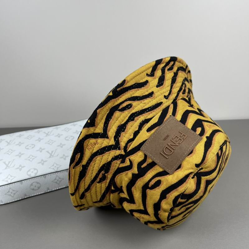 Fendi hat dx (5)