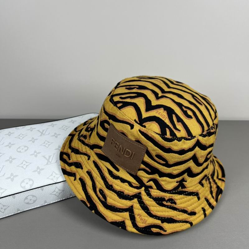 Fendi hat dx (6)