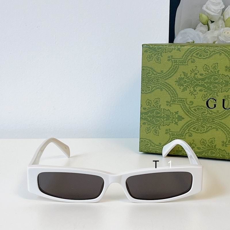 Gucci 0521 a05