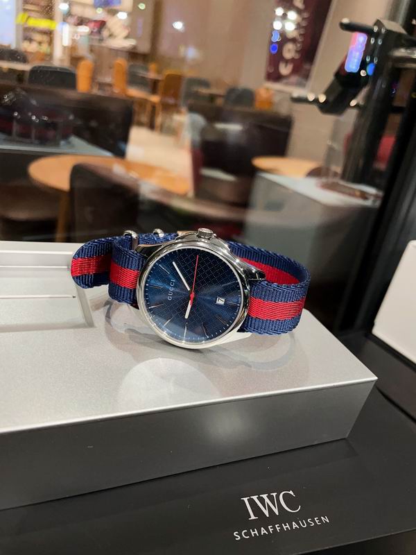 Gucci 40mm 02 (16)