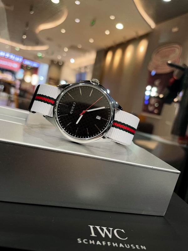 Gucci 40mm 02 (17)