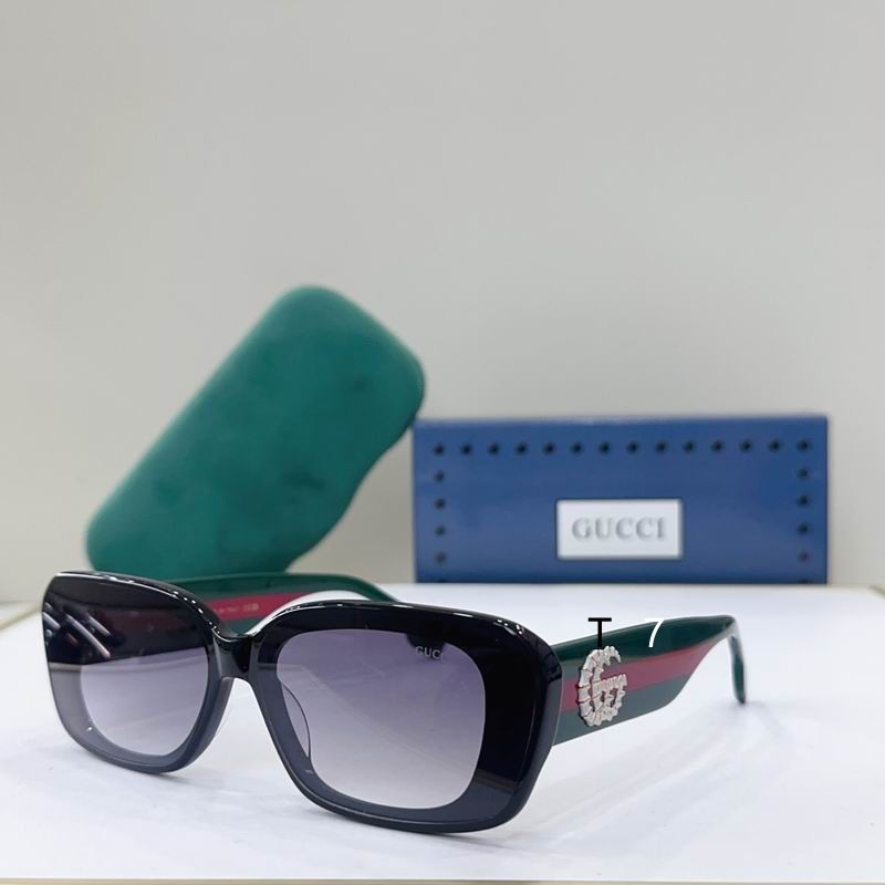 Gucci GG164 54 19-143 G03