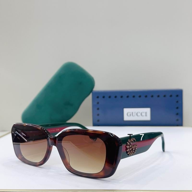 Gucci GG164 54 19-143 G04