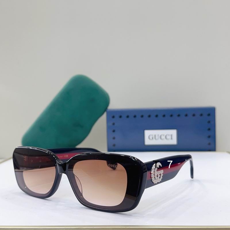 Gucci GG164 54 19-143 G06