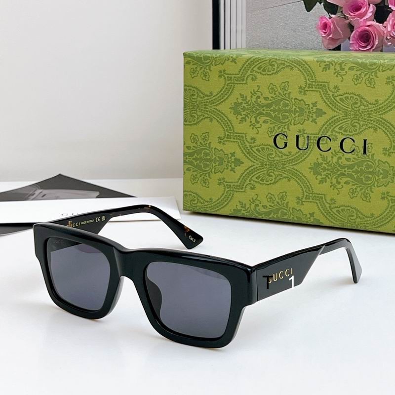 Gucci GG1668S 53 22-140 a01