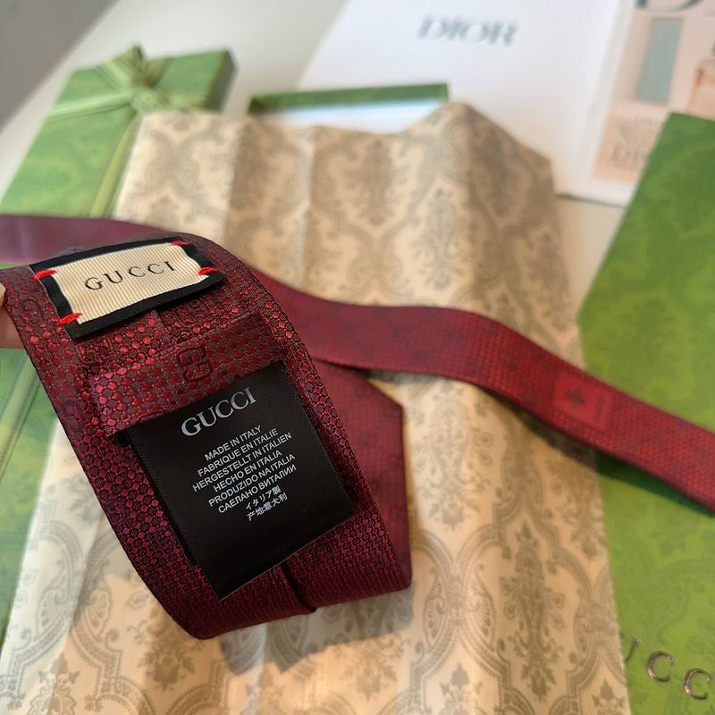 Gucci Tie hm (38)