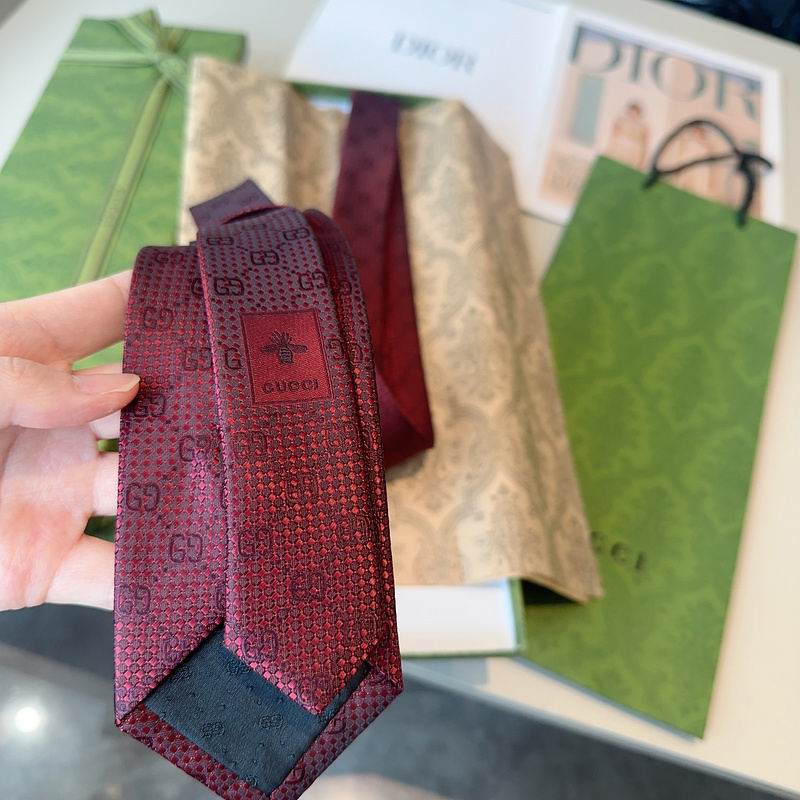 Gucci Tie hm (39)