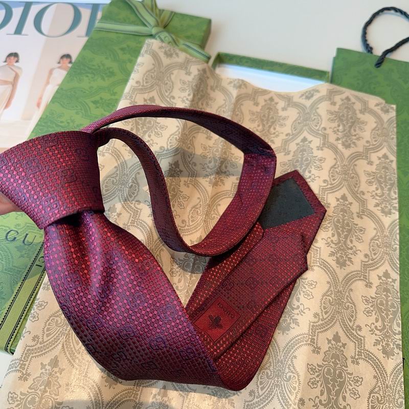 Gucci Tie hm (41)