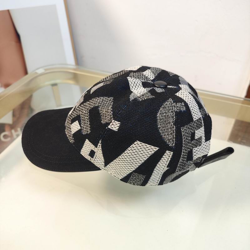 Gucci cap（高版本）dx (225)