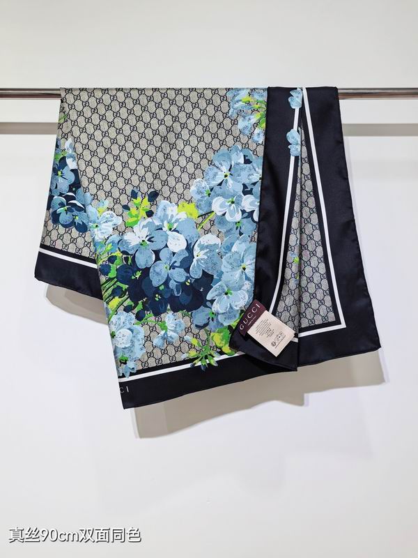 Gucci silk Scarf 90X90cm E12 (3)