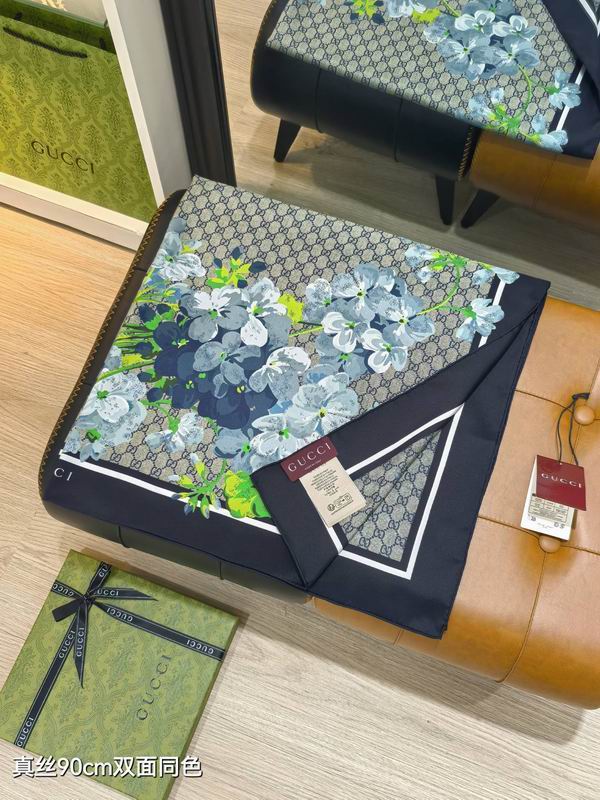 Gucci silk Scarf 90X90cm E12 (8)