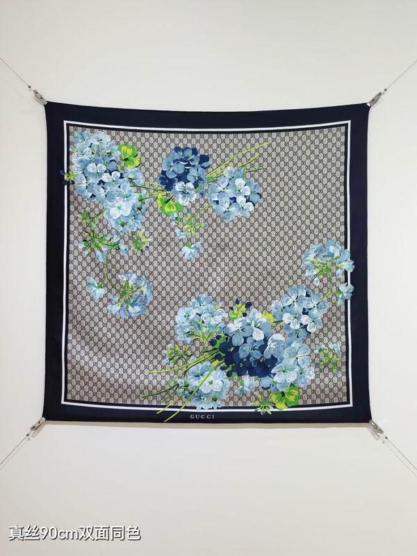 Gucci silk Scarf 90X90cm E12 (9)