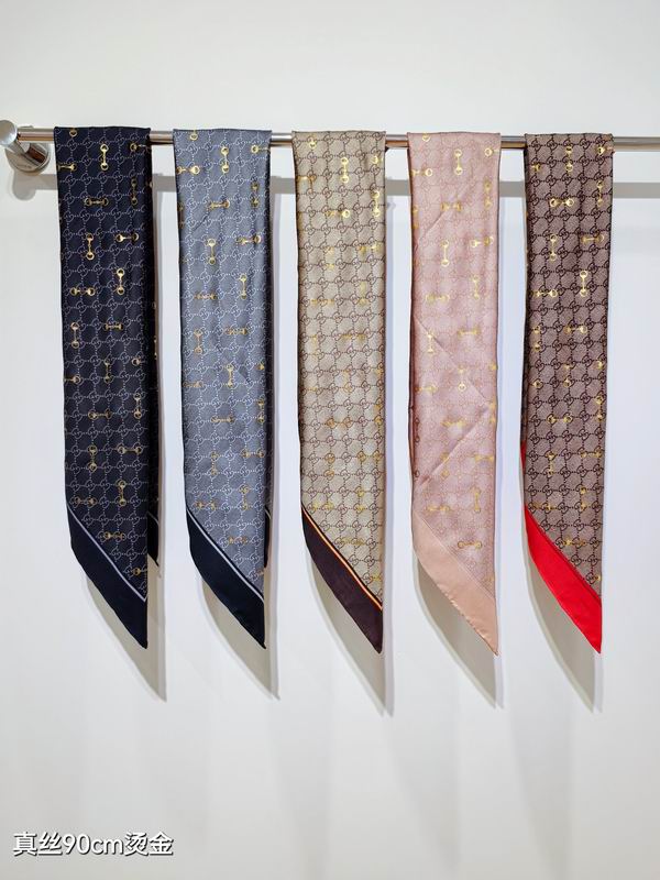 Gucci silk scarf 90X90cm E042814
