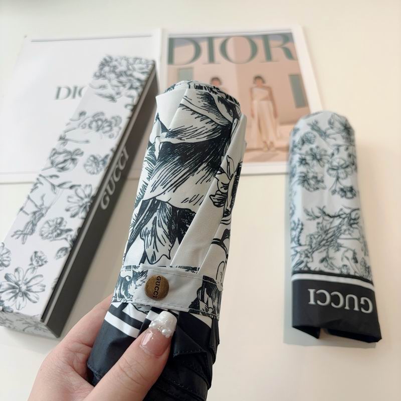 Gucci umbrella (327)