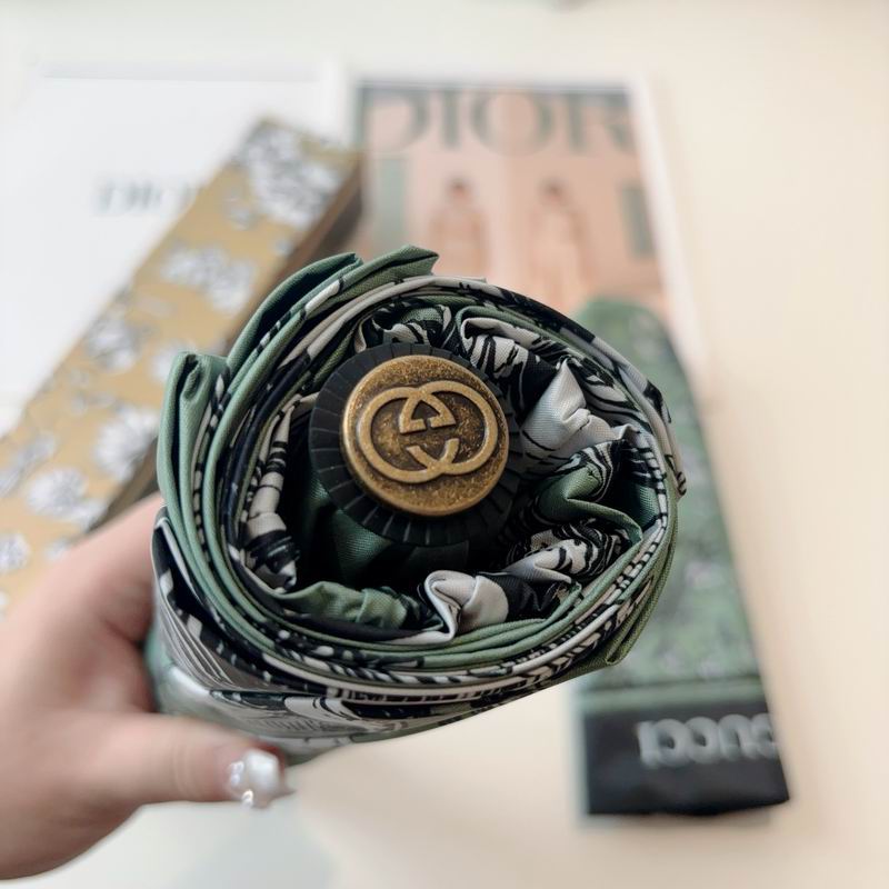 Gucci umbrella (338)