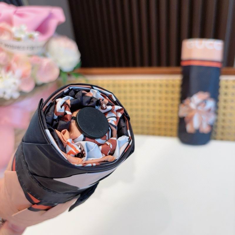 Gucci umbrella (465)