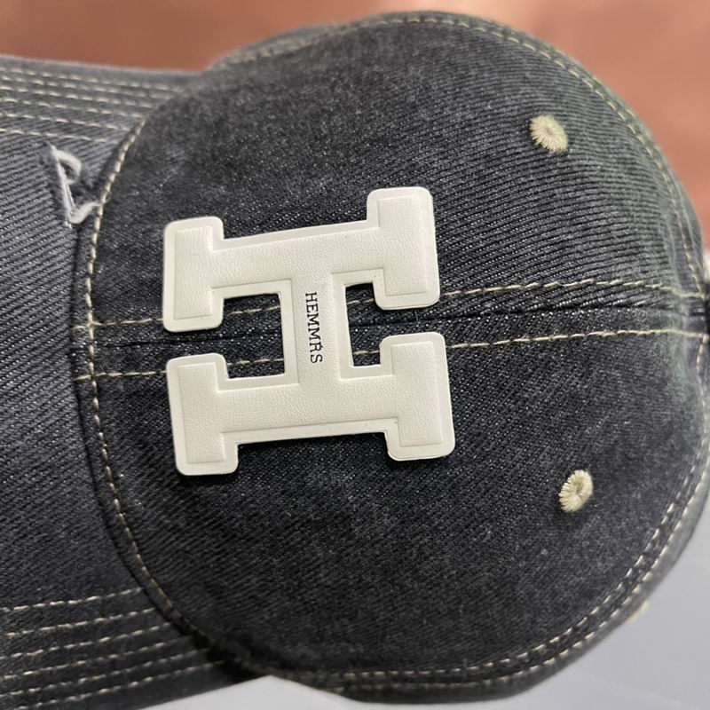 Hermes cap (17)