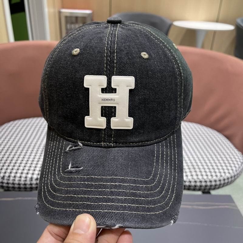 Hermes cap (18)