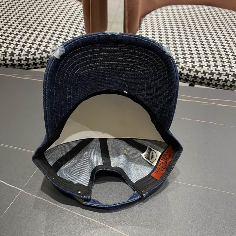 Hermes cap (33)