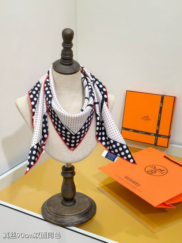 Hermes silk Scarf 90X90cm E07 (2)