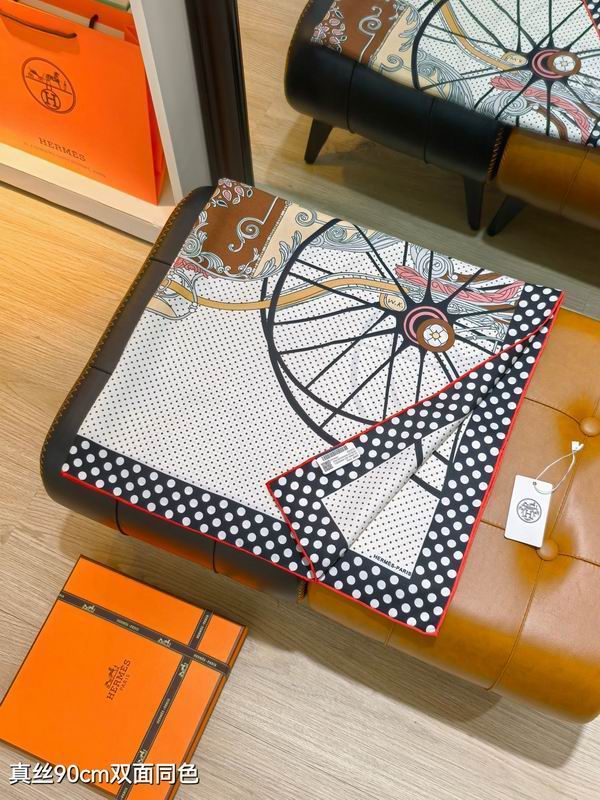 Hermes silk Scarf 90X90cm E07 (8)