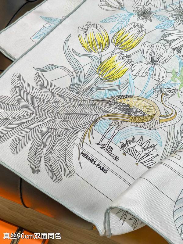 Hermes silk Scarf 90X90cm E122 (15)