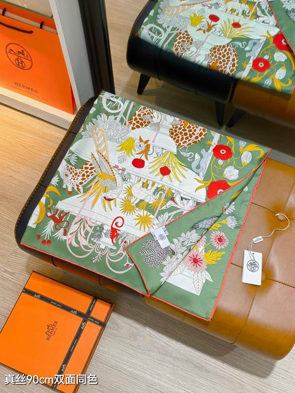 Hermes silk Scarf 90X90cm E122 (27)
