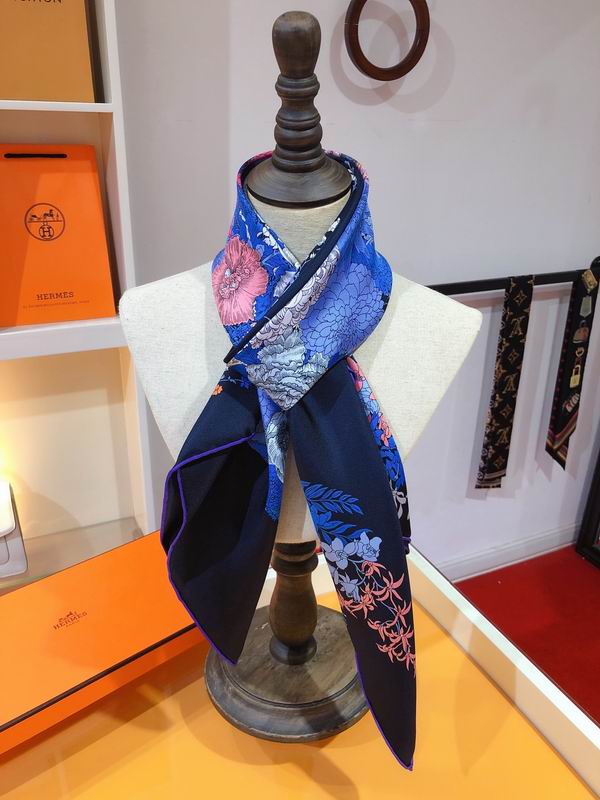 Hermes silk Scarf 90X90cm E132 (1)