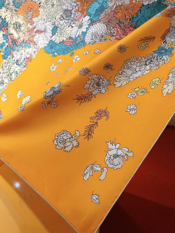 Hermes silk Scarf 90X90cm E132 (14)