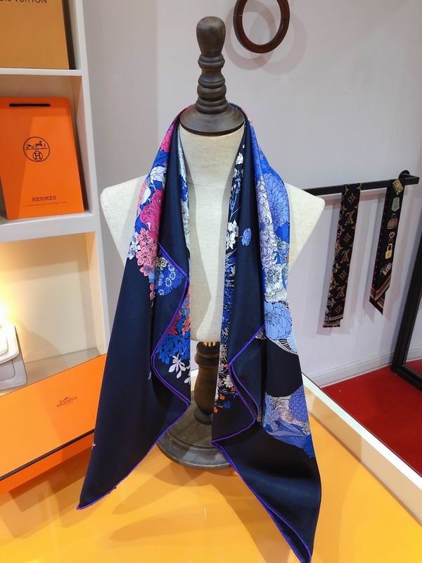 Hermes silk Scarf 90X90cm E132 (2)