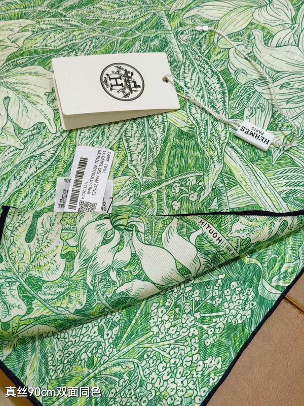 Hermes silk Scarf 90X90cm E156 (4)