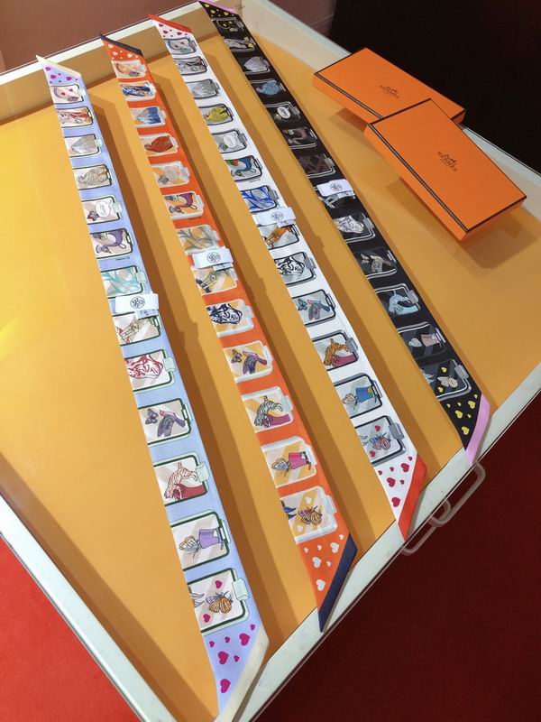 Hermes silk ribbon 5X86cm E176 (1)