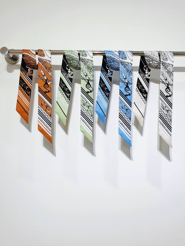 Hermes silk ribbon 5X86cm E39 (1)