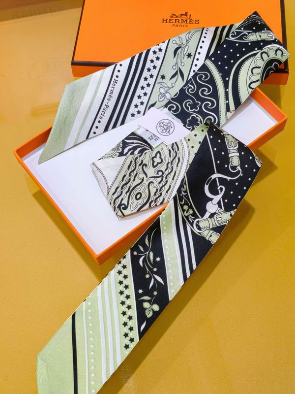 Hermes silk ribbon 5X86cm E39 (5)