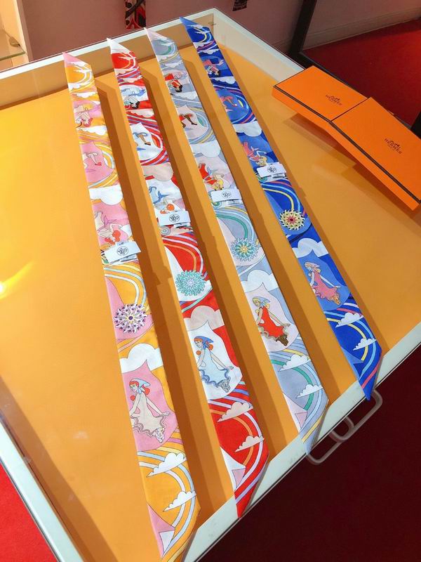 Hermes silk ribbon 5X86cm E45 (1)