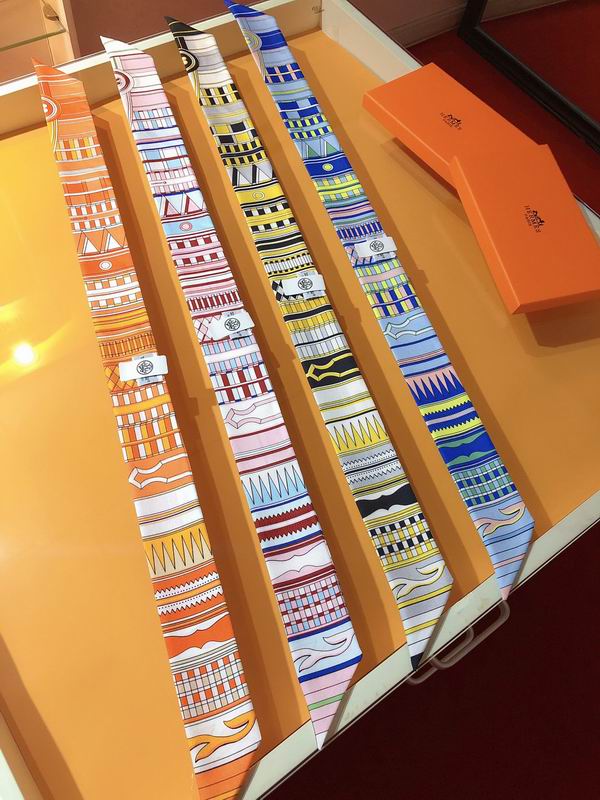 Hermes silk ribbon 5X86cm E75 (1)