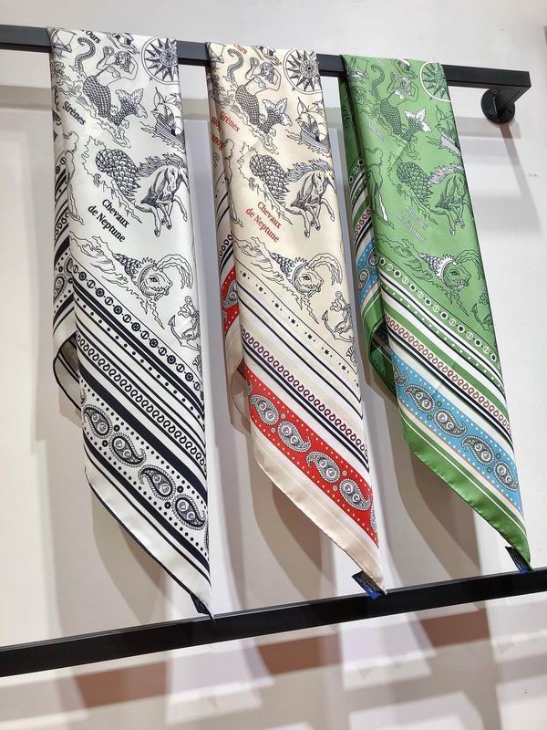 Hermes silk scarf 90X90cm E06 (1)