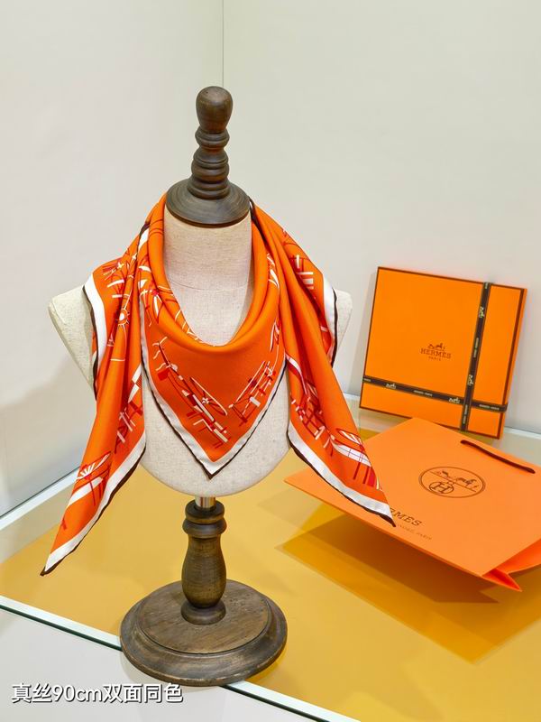 Hermes silk scarf 90X90cm E11 (12)