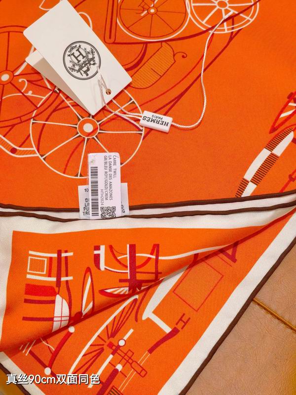Hermes silk scarf 90X90cm E11 (15)