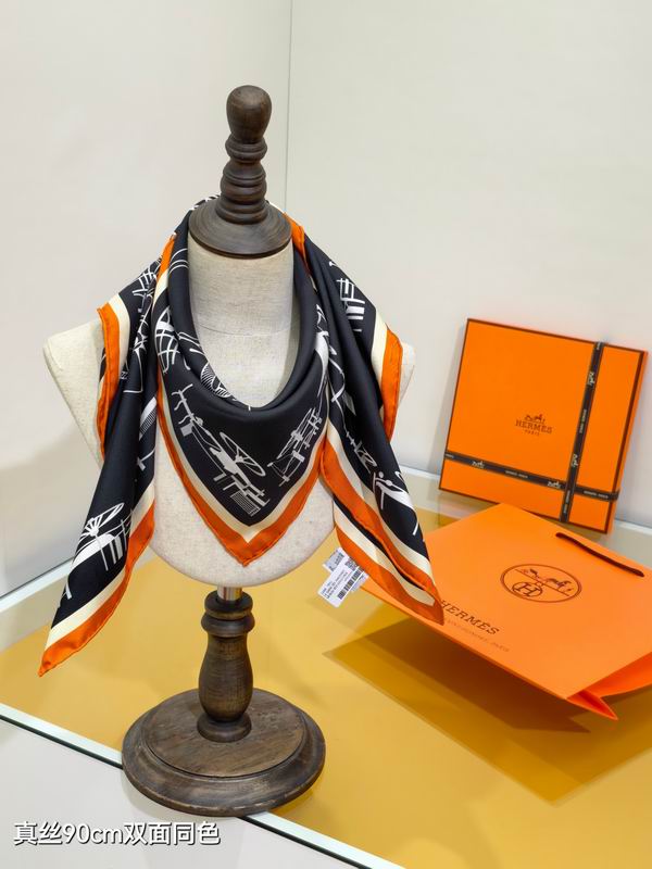 Hermes silk scarf 90X90cm E11 (2)